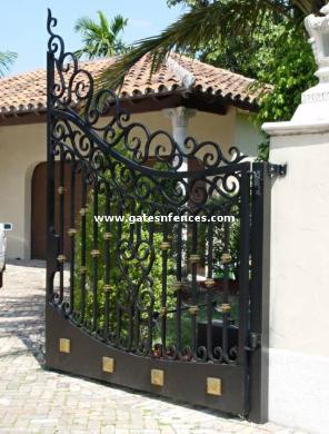 Dual Security Driveway Gates in Aluminum, Matching Garden Gate see above