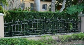 Iron Garden Fence Design | Iron Garden Border Fence | Decorative Garden Fencing