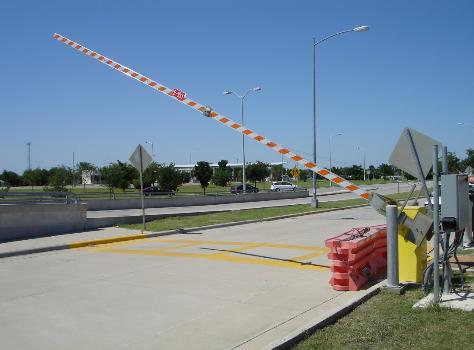 HySecurity Heavy Duty Hydraulic Barrier Gate Operator