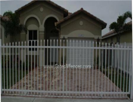 Residential Gate, Residentail Driveway Gate, Residential Metal Gate, Residential Entrance Gate