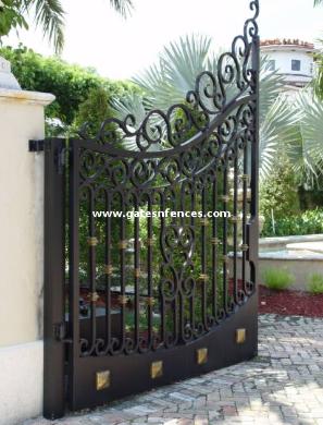 Dual Security Driveway Gates in Aluminum, Matching Garden Gate see above