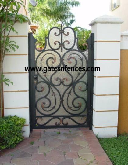 Garden Custom design with or without privacy panel in a dual gate see below also available as a driveway gate